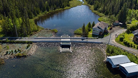 Lac huit milles